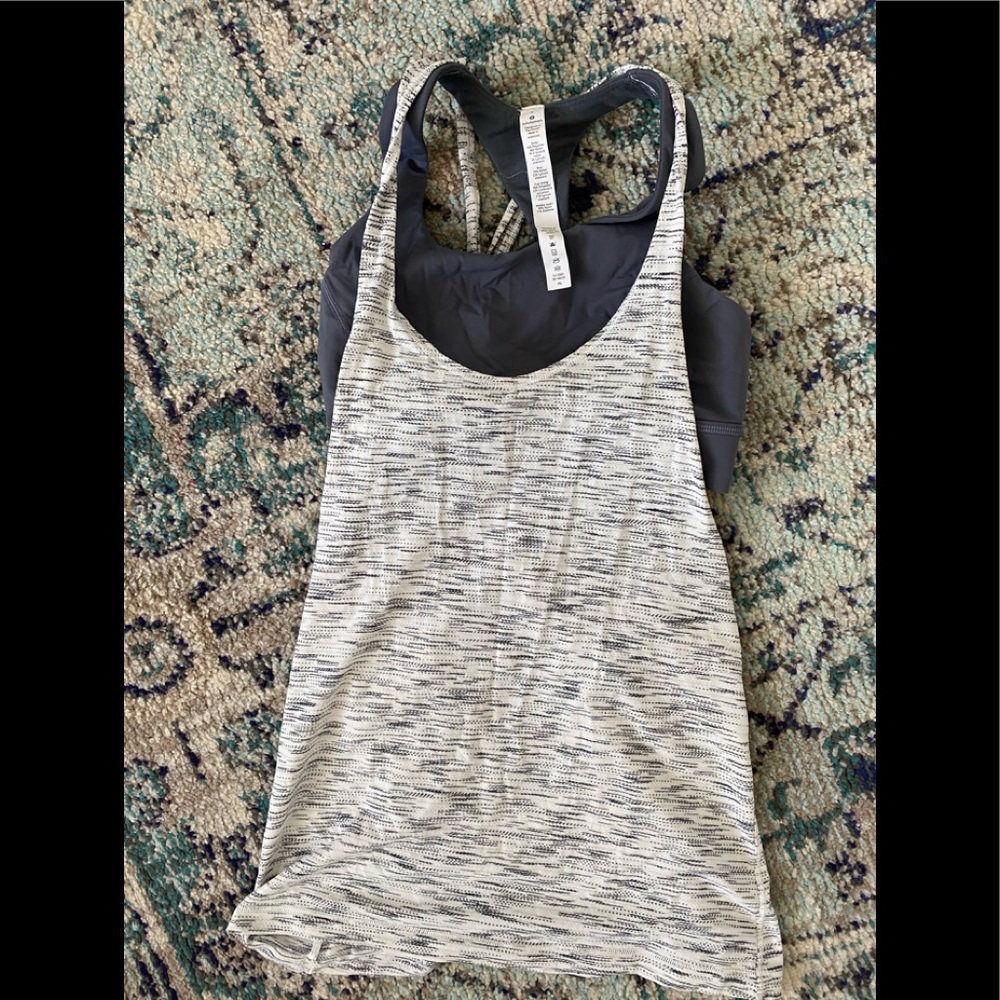 Lululemon workout shirt